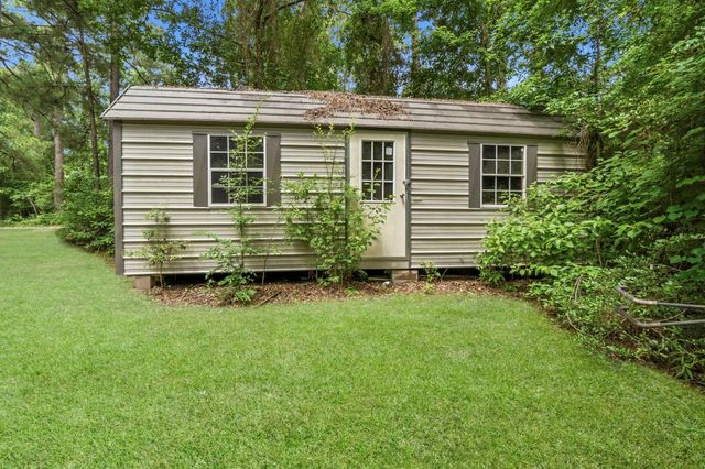 0235 Red Oak Dr, Onalaska, TX 77360