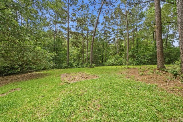 0235 Red Oak Dr, Onalaska, TX 77360