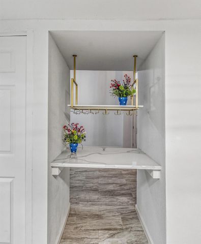 7622 Candlegreen Lane, Houston, TX 77071