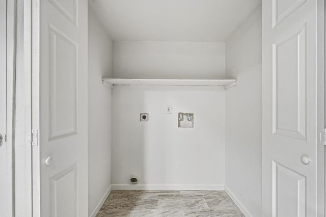 7622 Candlegreen Lane, Houston, TX 77071