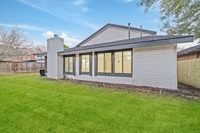 7622 Candlegreen Lane, Houston, TX 77071