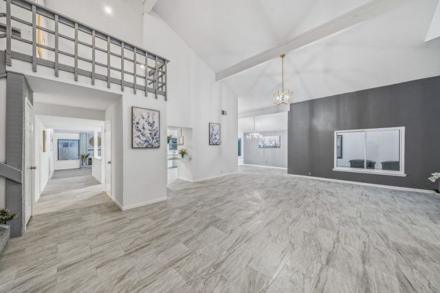 7622 Candlegreen Lane, Houston, TX 77071