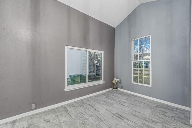 7622 Candlegreen Lane, Houston, TX 77071