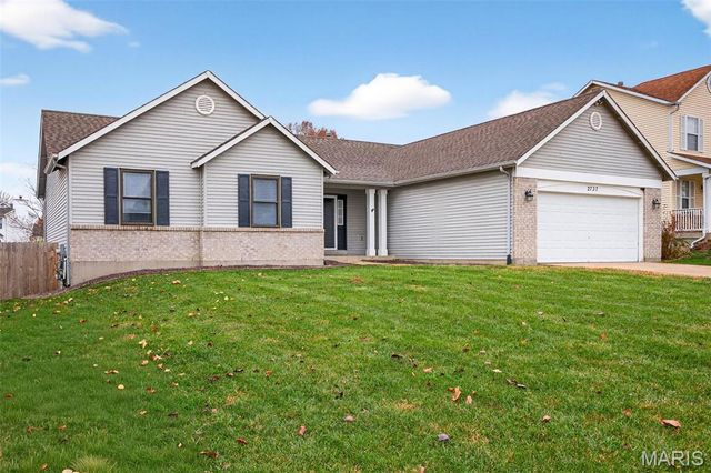 2737 Red Cedar Parc Drive, O'fallon, MO 63368