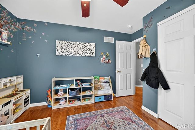 2737 Red Cedar Parc Drive, O'fallon, MO 63368