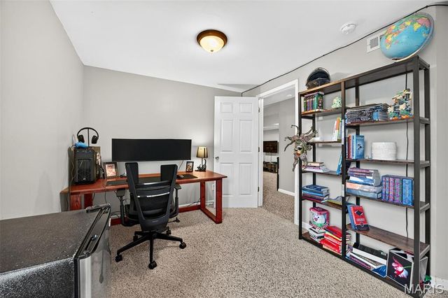 2737 Red Cedar Parc Drive, O'fallon, MO 63368