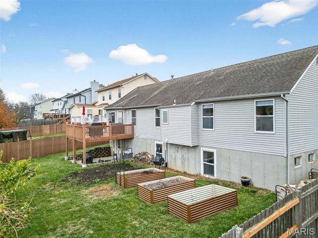 2737 Red Cedar Parc Drive, O'fallon, MO 63368