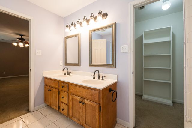 6 Hickory Ridge Road, Benton, AR 72019