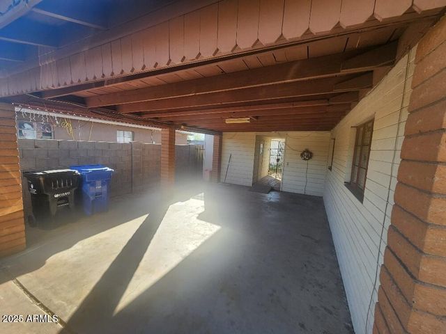 7 E Beautiful Lane, Phoenix, AZ 85042