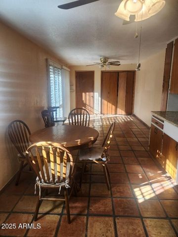 7 E Beautiful Lane, Phoenix, AZ 85042