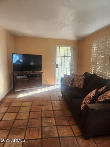 7 E Beautiful Lane, Phoenix, AZ 85042