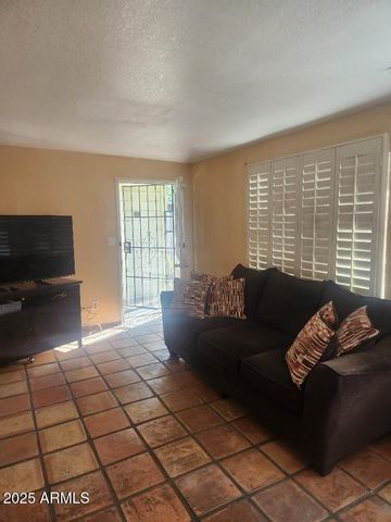 7 E Beautiful Lane, Phoenix, AZ 85042