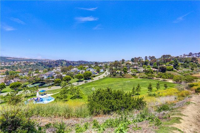 49 Campton, Laguna Niguel, CA 92677