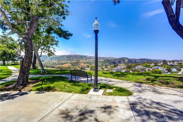 49 Campton, Laguna Niguel, CA 92677