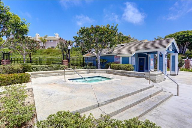 49 Campton, Laguna Niguel, CA 92677