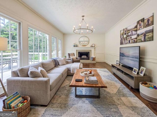 588 Lees Trace SW, Marietta, GA 30064