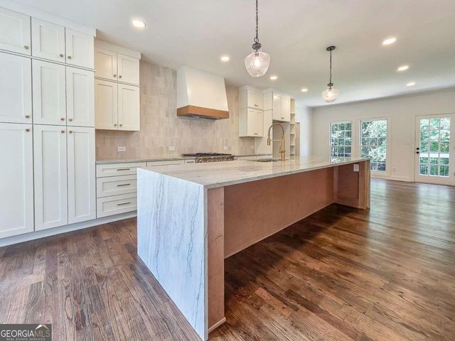 588 Lees Trace SW, Marietta, GA 30064