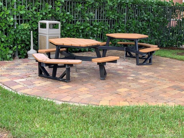 7816 Sonoma Springs Cir 104, Lake Worth, FL 33463