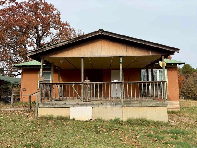 788 CR 3456, Clarksville, AR 72830