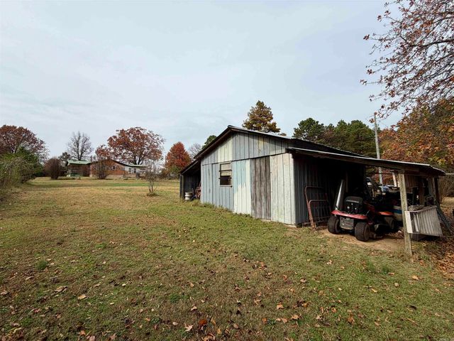 788 CR 3456, Clarksville, AR 72830