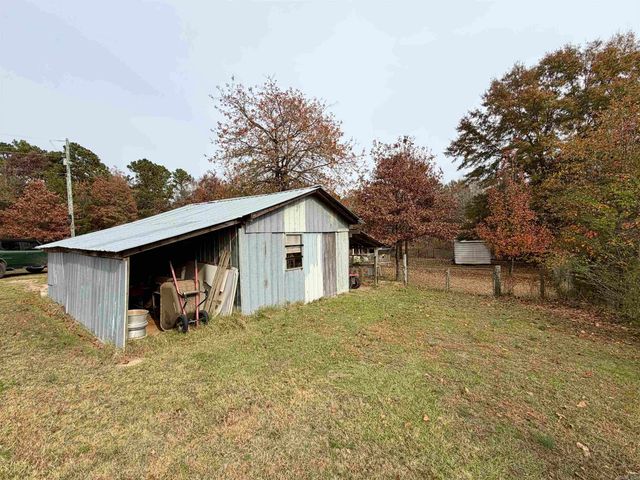 788 CR 3456, Clarksville, AR 72830