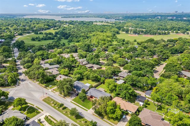 181 Easton Road, Dallas, TX 75218