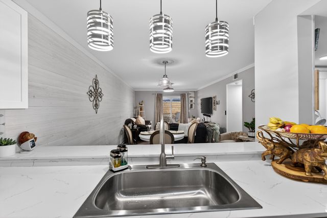 67 NW Lincoln Drive, Fort Walton Beach, FL 32547