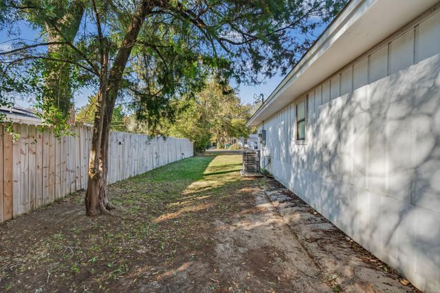 67 NW Lincoln Drive, Fort Walton Beach, FL 32547