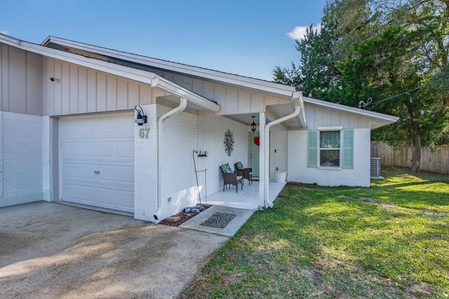 67 NW Lincoln Drive, Fort Walton Beach, FL 32547