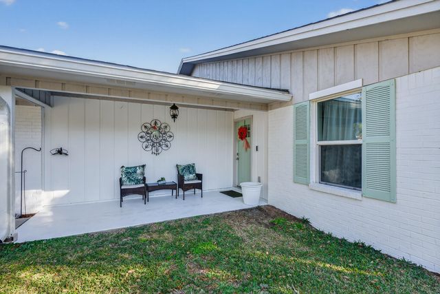 67 NW Lincoln Drive, Fort Walton Beach, FL 32547