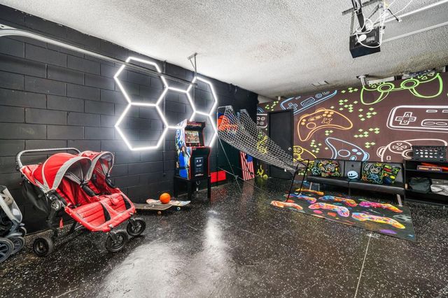 137 S ROMA WAY, Kissimmee, FL 34746