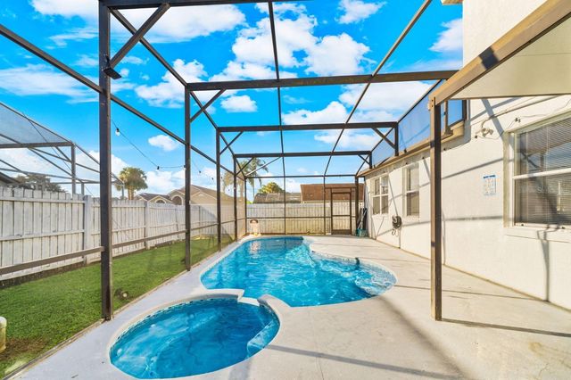 137 S ROMA WAY, Kissimmee, FL 34746