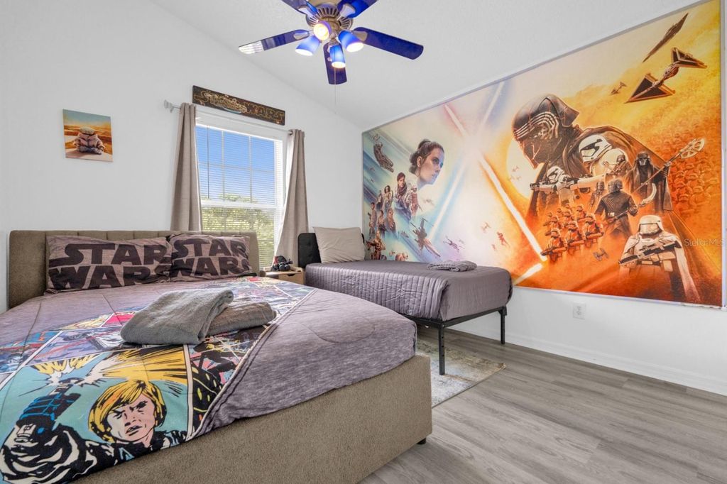 Image 13 of property listing at 137 S ROMA WAY, Kissimmee, FL 34746