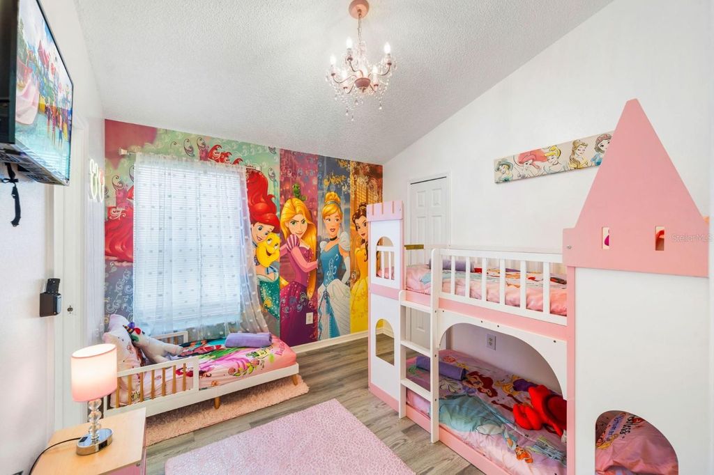 Image 38 of property listing at 137 S ROMA WAY, Kissimmee, FL 34746