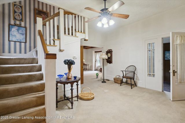 833 S Barnes Street, Mason, MI 48854