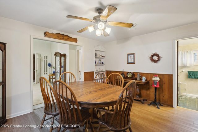 833 S Barnes Street, Mason, MI 48854