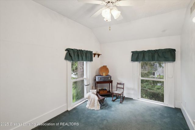 833 S Barnes Street, Mason, MI 48854