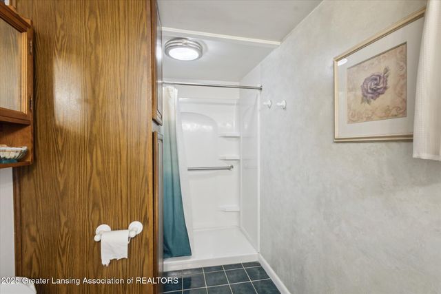 833 S Barnes Street, Mason, MI 48854