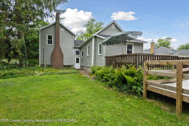 833 S Barnes Street, Mason, MI 48854