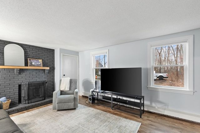 35 Wood Ave 35, North Andover, MA 01845
