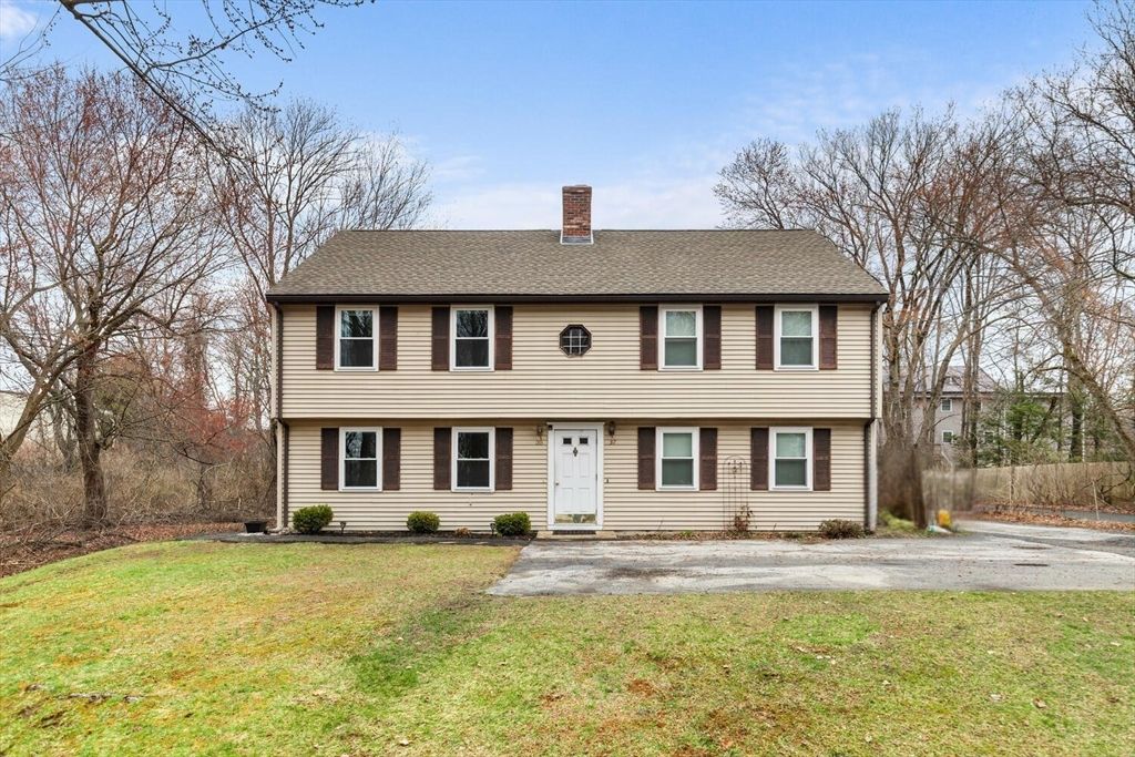 35 Wood Ave 35, North Andover, MA 01845