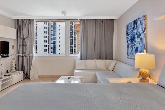 19201 Collins Avenue 1001, Sunny Isles Beach, FL 33160