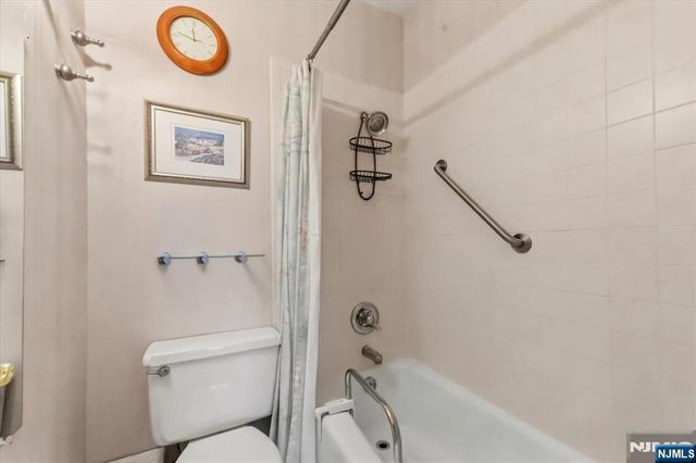 180 Lafayette Ave 4G, Passaic, NJ 07055