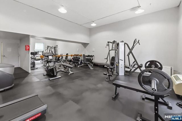 180 Lafayette Ave 4G, Passaic, NJ 07055