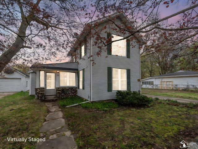 118 Litchfield Street, Clinton, MI 49236