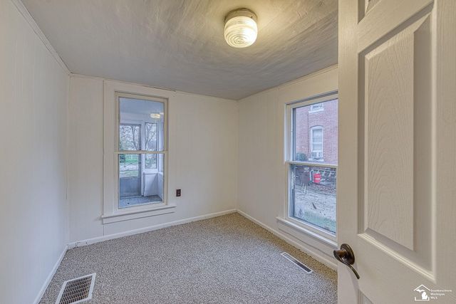 118 Litchfield Street, Clinton, MI 49236