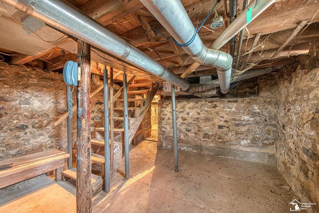 118 Litchfield Street, Clinton, MI 49236