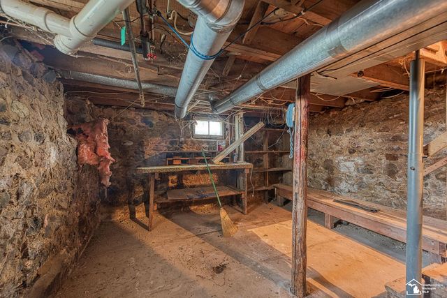 118 Litchfield Street, Clinton, MI 49236