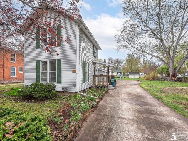 118 Litchfield Street, Clinton, MI 49236