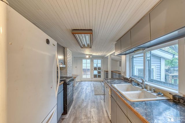 118 Litchfield Street, Clinton, MI 49236